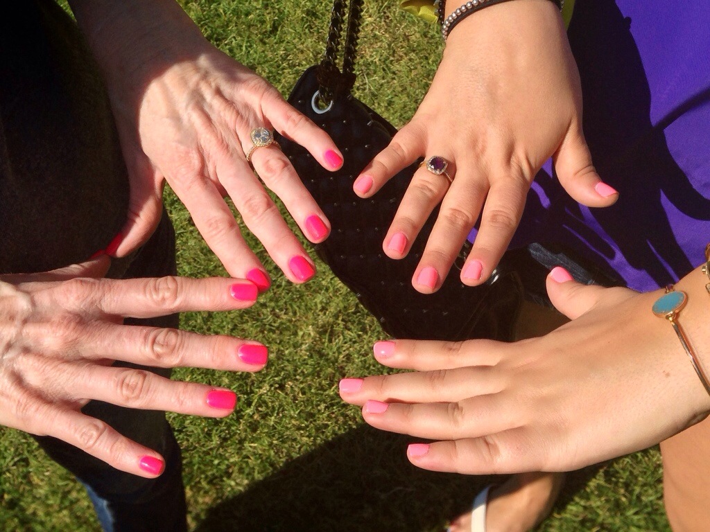 MissyOnMadison Mani Manicure Friends Nails Beauty Essie Nail Polish Blog Blogger